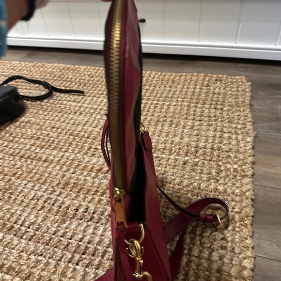 Marc Jacobs cranberry crossbody purse - Picture 11 of 11